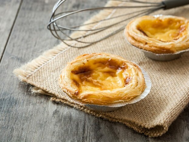 Exploring the Art of Pastel de Nata on a A Hands-On Culinary Group Experience