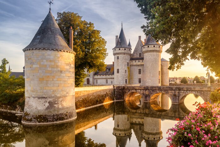 Château de Sully-sur-Loire at sunset