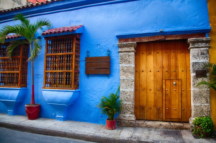 Photograph the charming doorways in Colombia's Old Town