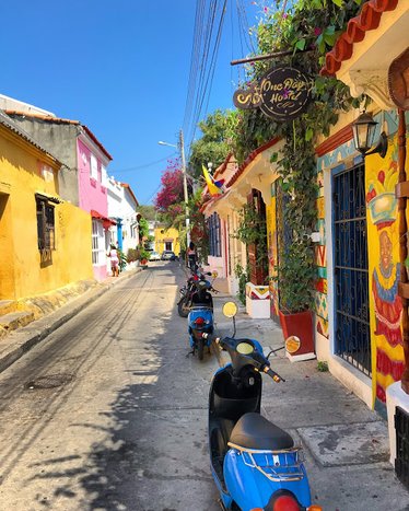 Street Art & Graffiti Tour