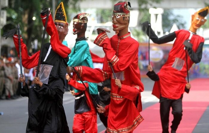 Watch Sigalegale Puppet Dance