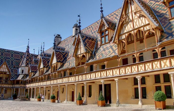 Private Stroll Through Beaune’s Medieval Heart