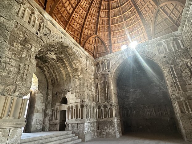 Amman City Tour followed by Local Food tasting and treats Experience at Hashem restaurant downtown 