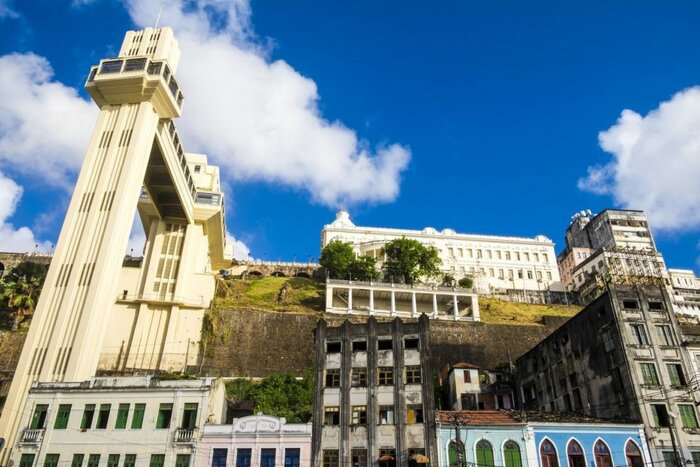 Historical tour of Salvador*