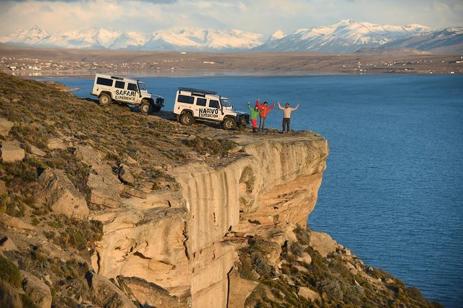Half Day Lakes & Caves tour