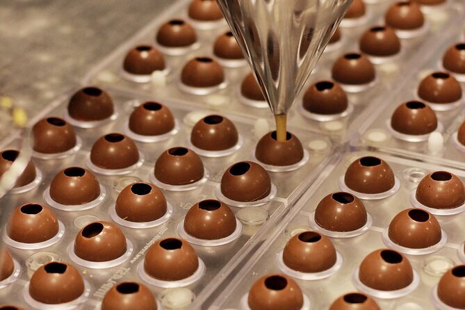 Visit to a chocolate store with tasting 