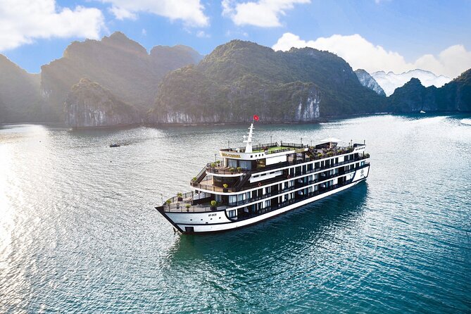 On Boarding - Lan Ha Bay - Tra Bau (M'Gloria Cruise)