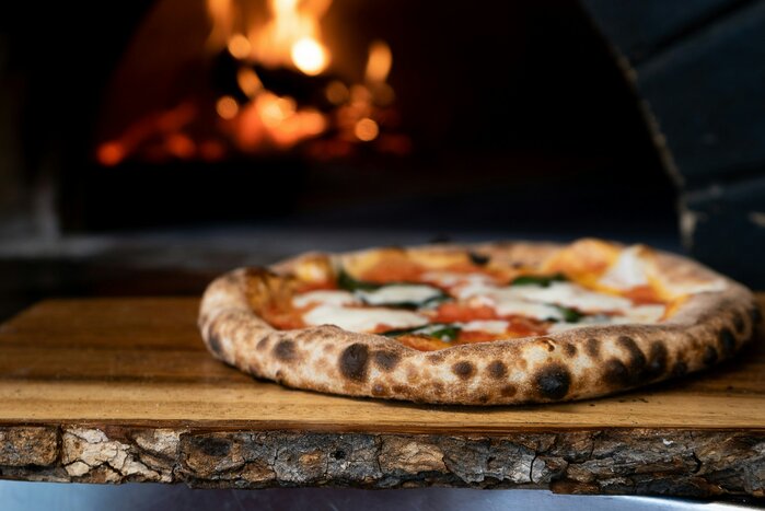 Make Authentic Neapolitan Pizza with a Pizzaiolo