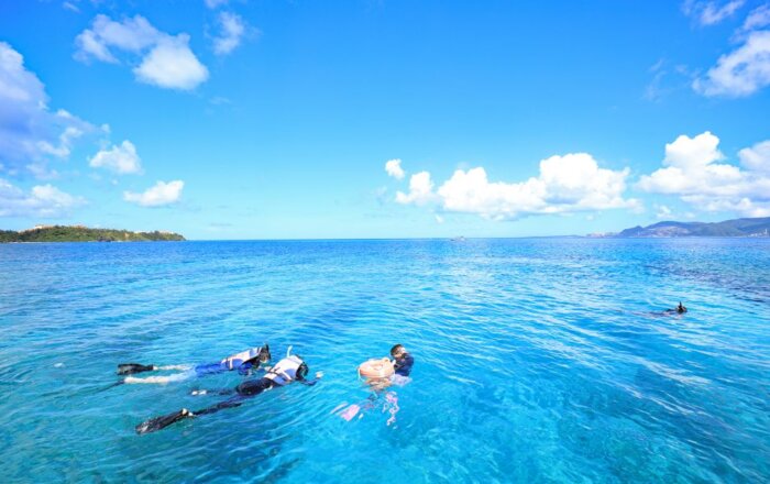 Naha, Okinawa: Keramas Island Snorkeling Day Trip with Lunch