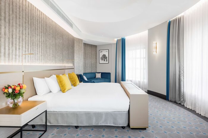 Photo courtesy of Radisson Blu Plaza Hotel