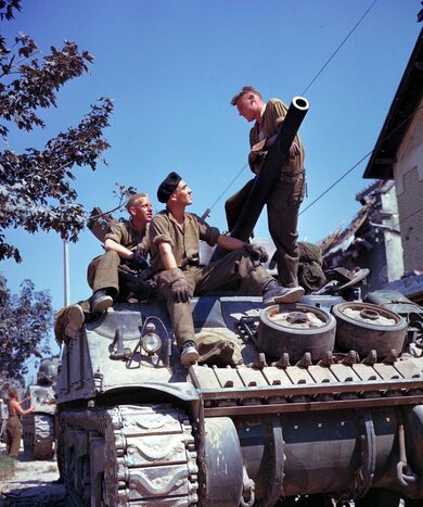 Omaha Beach & Band of Brothers: Full-Day Experience