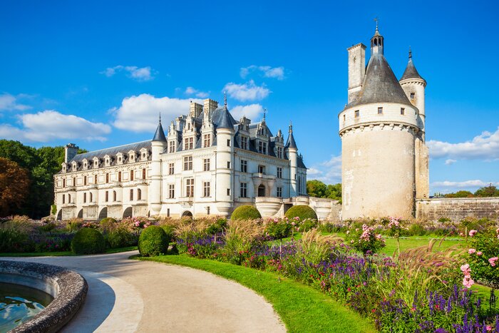 Explore some of the Loire Valley's finest  châteaux, including Chenonceau