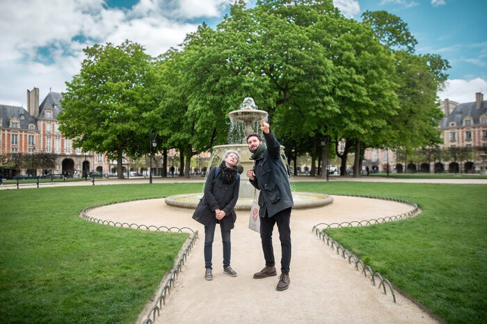 Private Exploration of Le Marais District