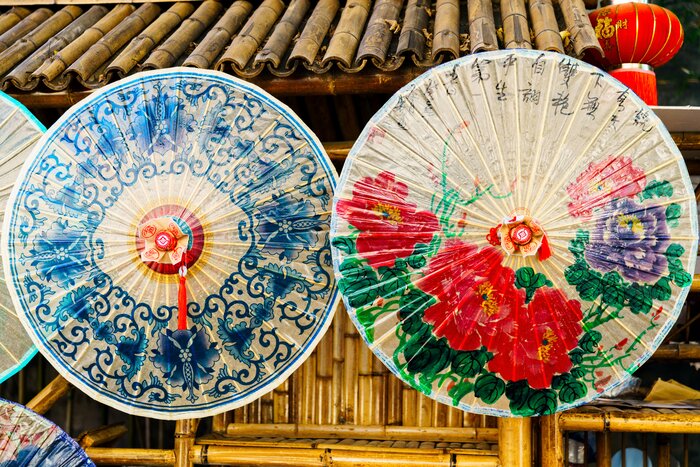Visit the China Fan Museum in Hangzhou to admire the delicate fans from bygone eras