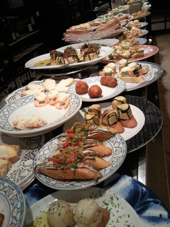 Madrid Tapas Experience: Eat & Drink Like a Local