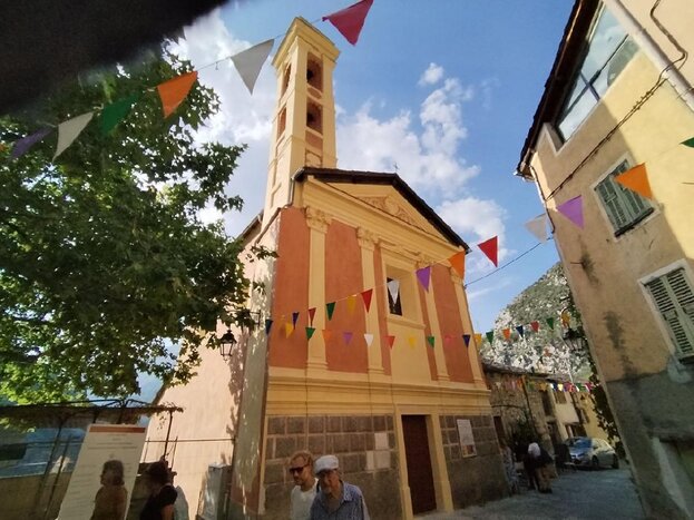 Alpine Train & Hidden Villages Adventure