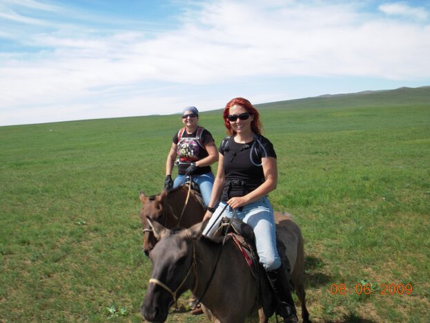 Horse riding days to Karakorum (15 – 45  km ride each day)	