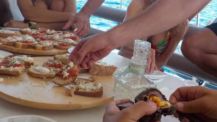 Full-day Private Catamaran Cruise around Naxos Island