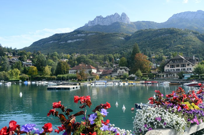 Private Walking Tour of Annecy's Historical Center
