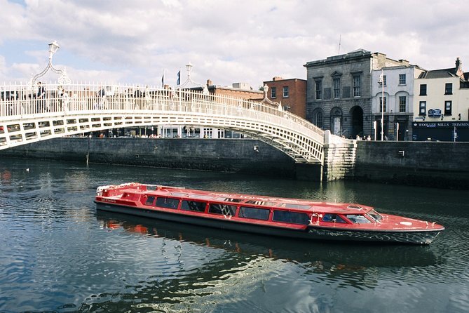 Dublin Sightseeing Cruise on River Liffey