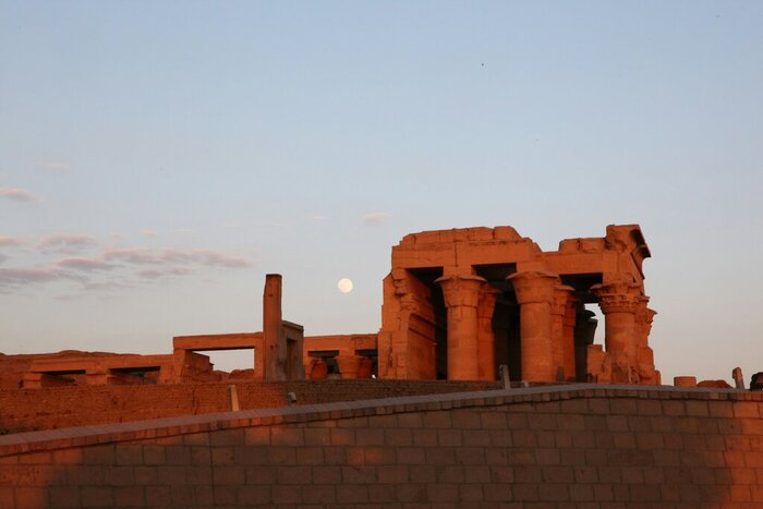 Kom Ombo & Edfu Temples Cruise Tour 🚤