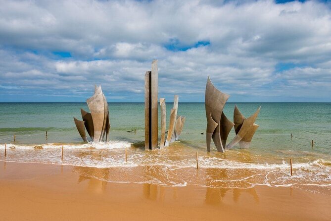 Normandy Day Trip from Paris with D-Day Beaches and Traditional Lunch with Cider