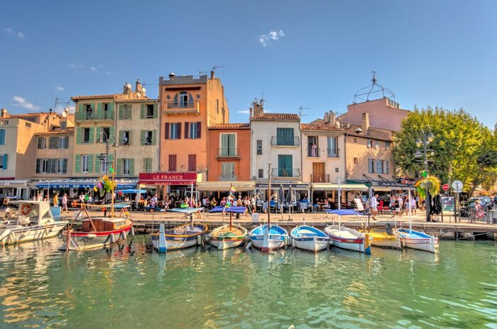 Cassis Village Tour, Calanques Boat Ride & Cosquer Cave visit
