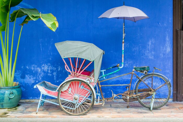 A rickshaw at the Cheong Fatt Tze Mansion in George Town (Penang island)