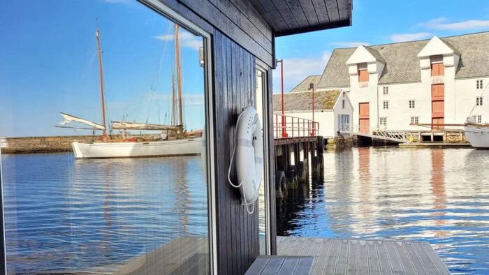 Private Floating Sauna Experience in Ålesund