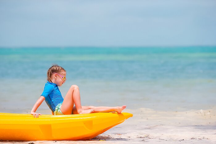 Kayak around the walled city of Cartagena with your kids!