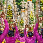 Balinese offering ceremony
