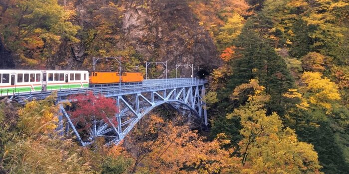 Full Day Tour to Kurobe Gorge and Unazuki Onsen