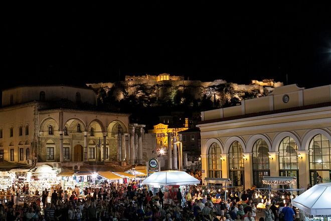 Athens Nightlife Tour: Music & Dance Experience