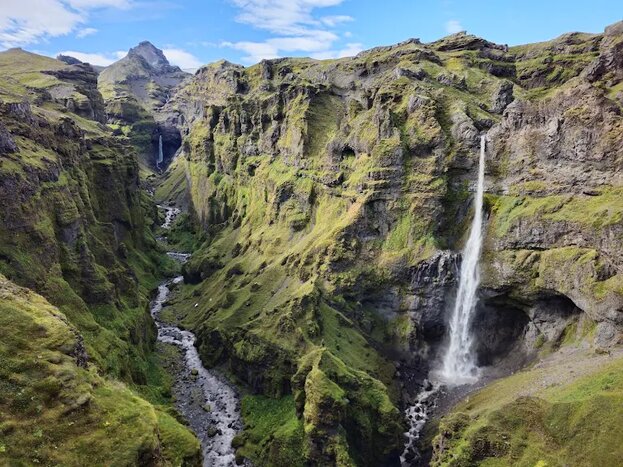 Hike to Múlagljúfur Canyon 