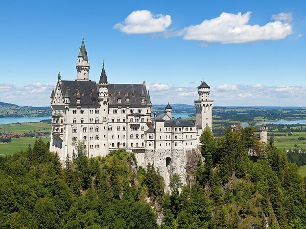 Private tour from Munich to Neuschwanstein Castle & More