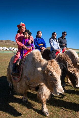 Mongol Nomadic Show