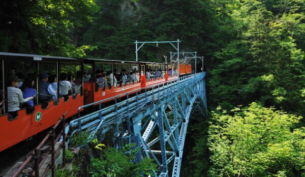 The Kurobe Gorge Railway