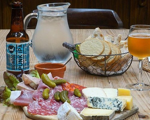 Group Food and Drink Tour of Edinburgh