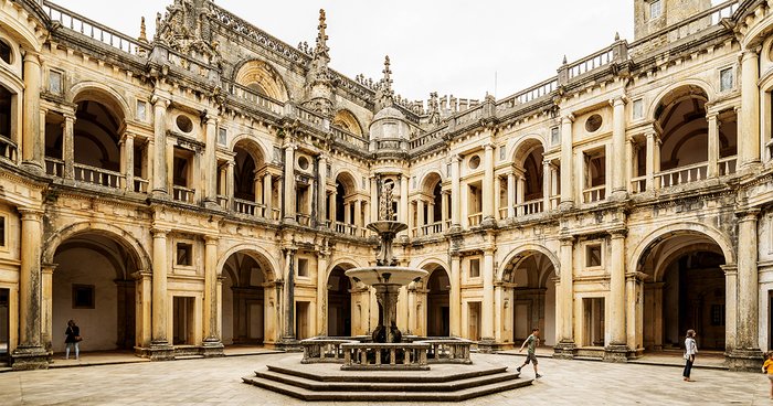 Wonders of Fátima & Tomar