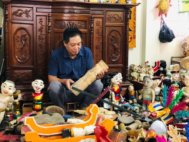 City Tour & Water Puppet Experience