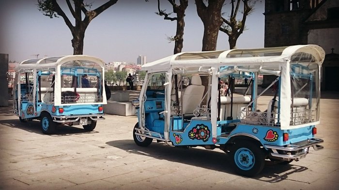 Guided Visit of Porto by Tuk Tuk