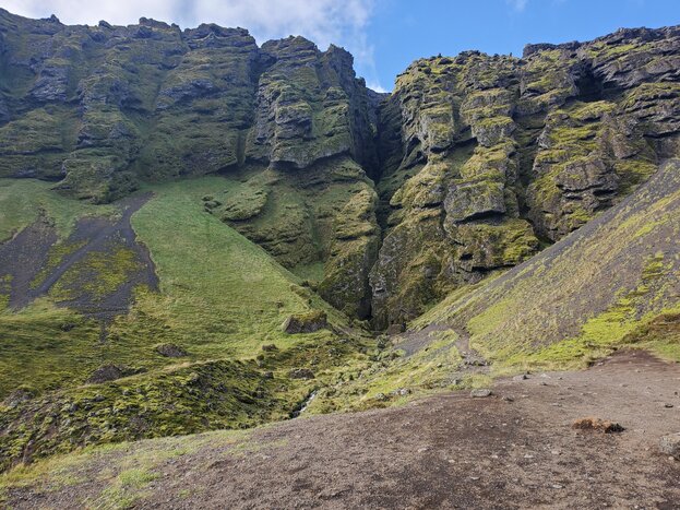 Rauðfeldsgjá Gorge
