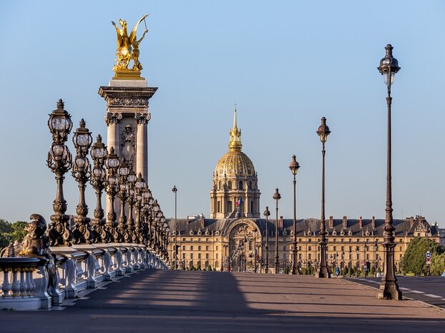 Invalides : Army museum and Napoleon's Tomb : Entrance Tickets included