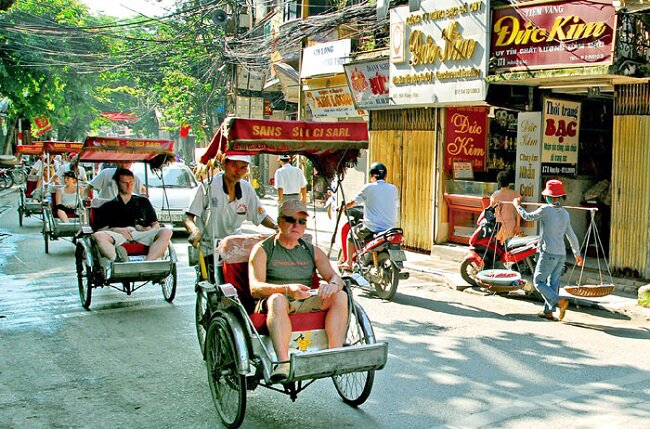 Hanoi Fullday City Tour with Train Track Coffee Enjoying