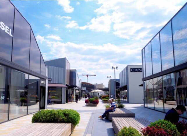 The Mall Firenze | Shopping Tour