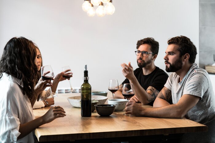 Meet Portuguese locals and other likeminded guests