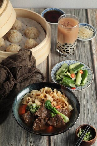 Cooking Class, Shifen Waterfall & Sky Lantern Releasing