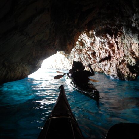Kayaking Kalandos β Rina Cave / Day Trip
