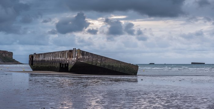 Full-Day Tour from Paris: D-Day Beaches Exploration