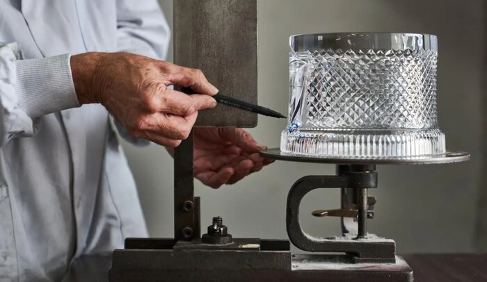Waterford Crystal Factory Tour: Discover Ireland's Master Glassmakers